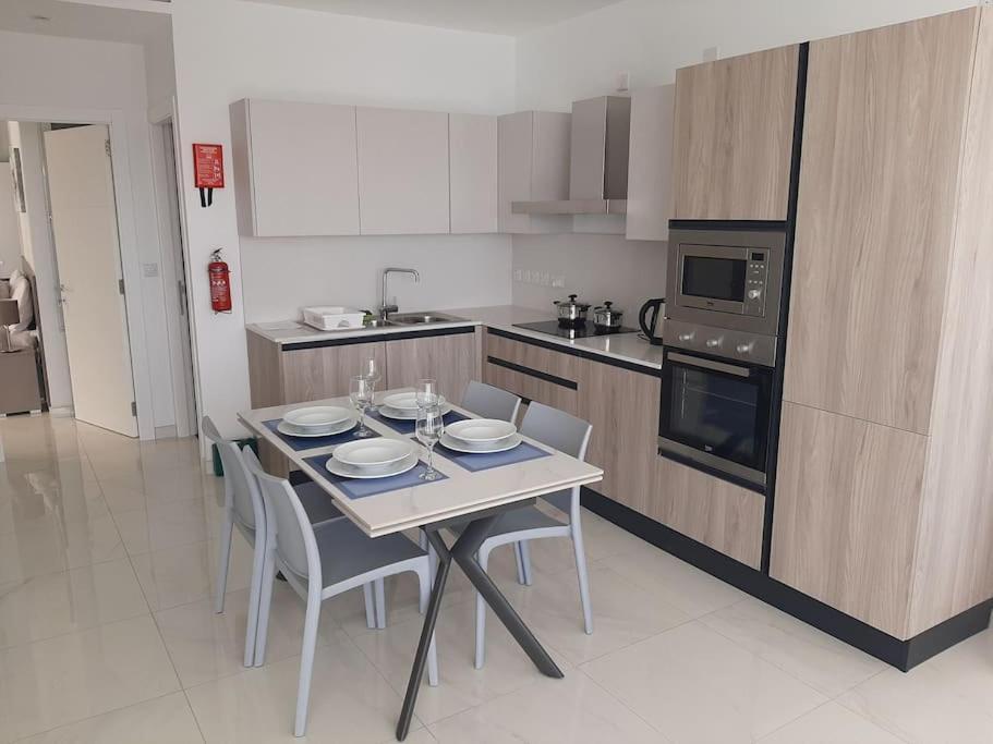 New Seafront Apartment - Spectacular Views San Pawl il-Baħar Eksteriør bilde